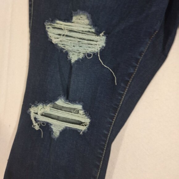 Torrid Distressed Jeans 20R - Picture 7 of 7